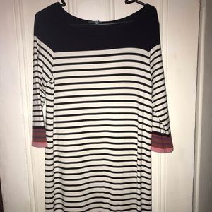 Women’s fitted dress